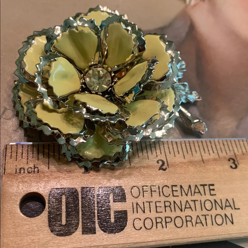Vintage brooch and earring set